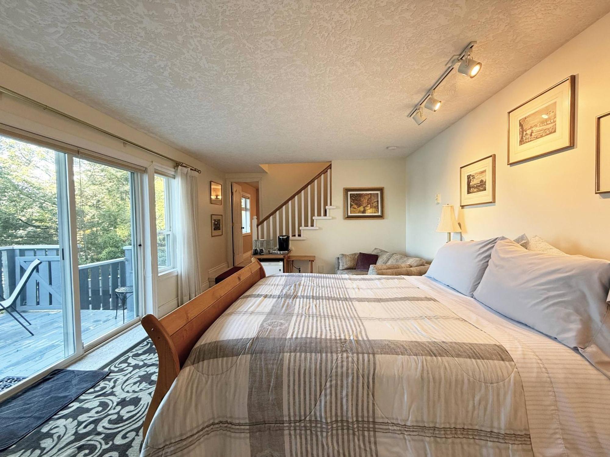 Sterling Cove Bed & Breakfast Sooke Room photo